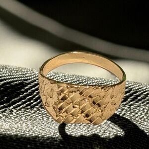 10K Yellow Gold Nugget Ring
